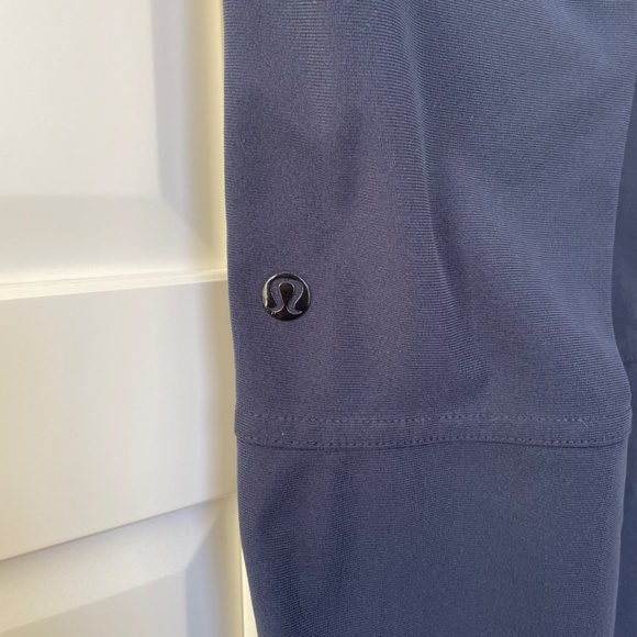 Lululemon Navy Mission Pant, Size 34 - Picture 13 of 15